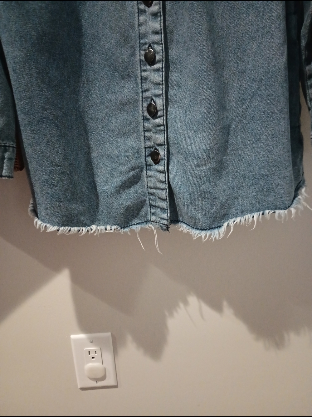 Denim Button-Up Tunic Shirt - Light Blue Side Pockets Raw Hem L - Picture 4 of 10